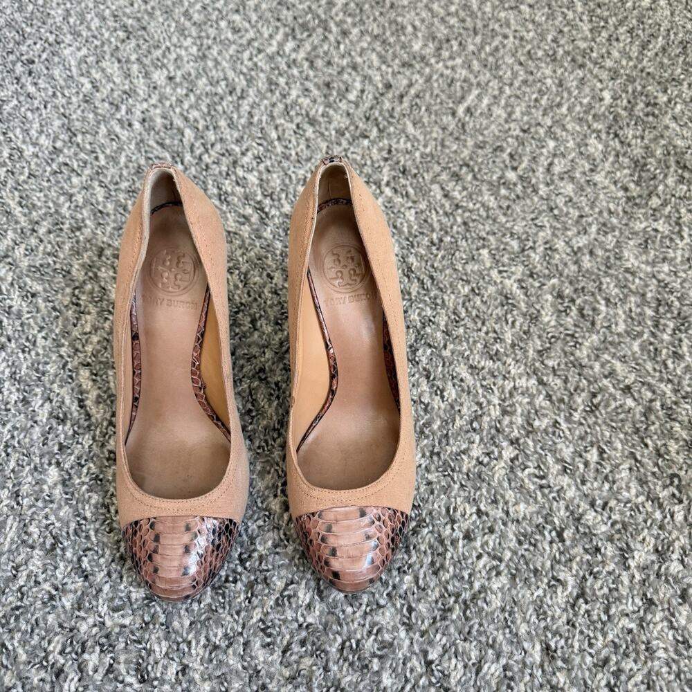 Tory Burch Womens 7 M Wedge Pumps Heels Cap Toe Snake Tan Brown Leather Shoe - Picture 6 of 6